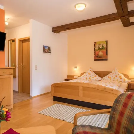 Risthof 3 * Owingen