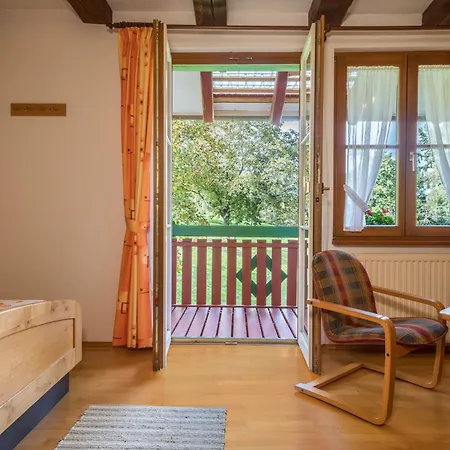 Risthof 3 Appartement Owingen