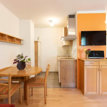 Risthof 3 Apartament *